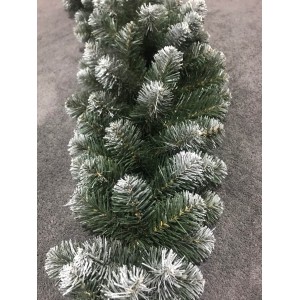 Гирлянда хвойная с белыми кончиками Гирлянда хвойная с белыми кончиками